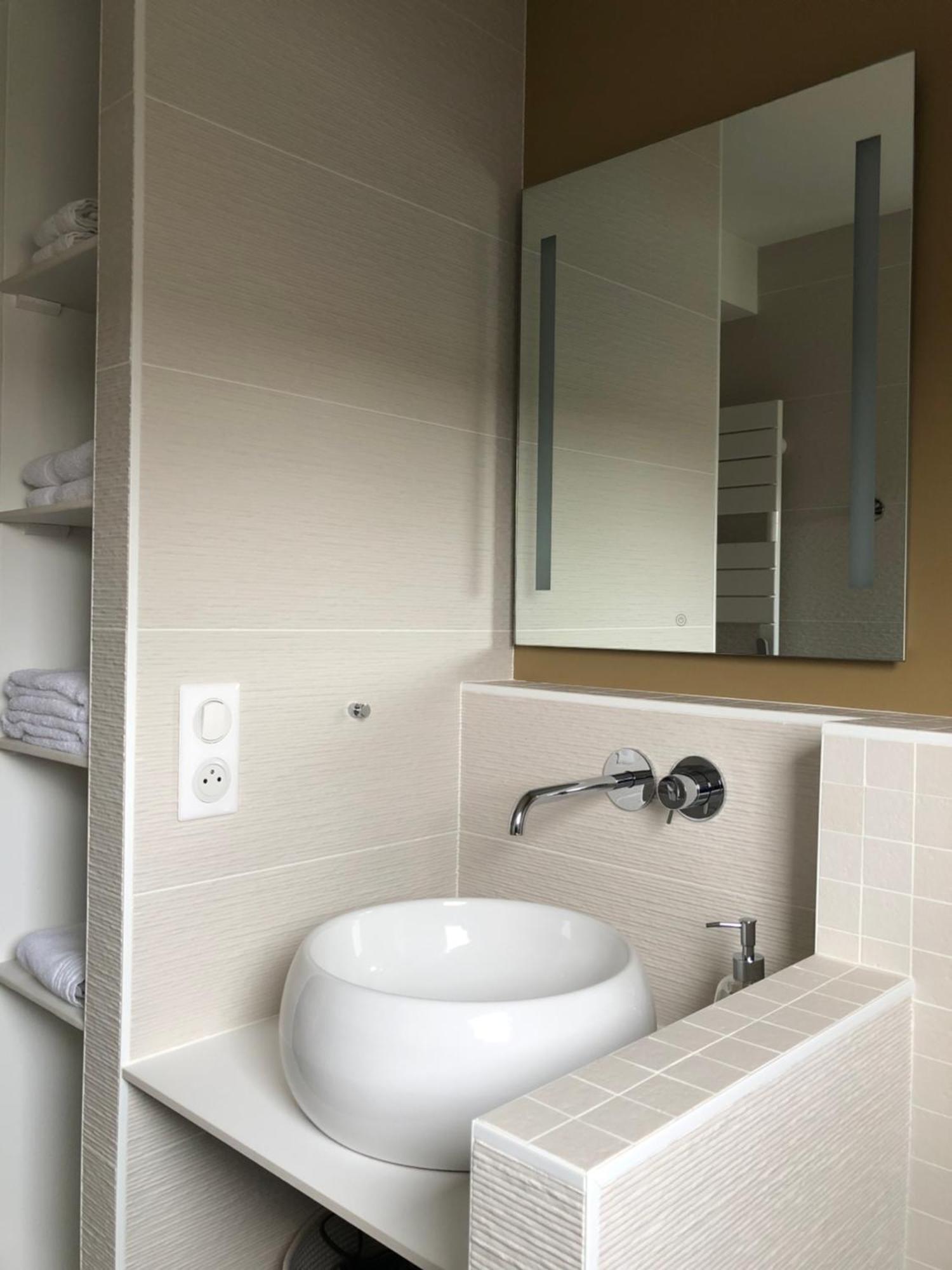 Face A La Mer, Bel Appartement Saint-Nazaire  Buitenkant foto